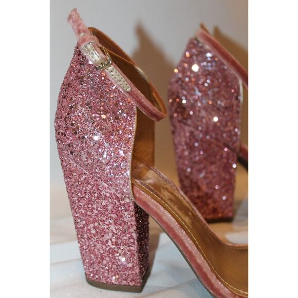 NEW Guess Womens BamBam Open Toe Velvet Glitter Ankle Strap Sandals Pink Sz 7.5 - Picture 2 of 6